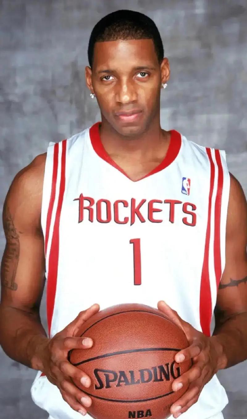 马德兴：邵佳一教练组土洋结合更受青睐，他的海外人脉有帮助（马德兴：邵佳一教练组中外融合更获青睐，海外人脉成助力）