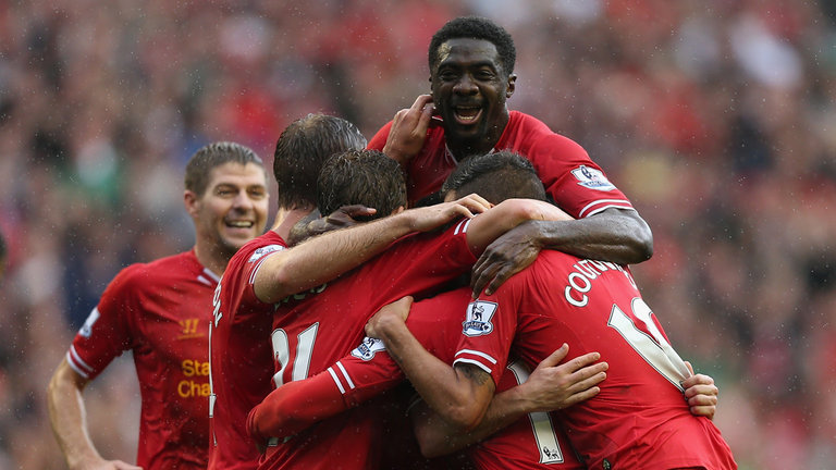 每体：巴萨有意左后卫索萨，想用桑托斯欠的290万欧锁定交易（每体：巴萨相中左后卫索萨，拟以桑托斯所欠290万欧作筹码敲定转会）