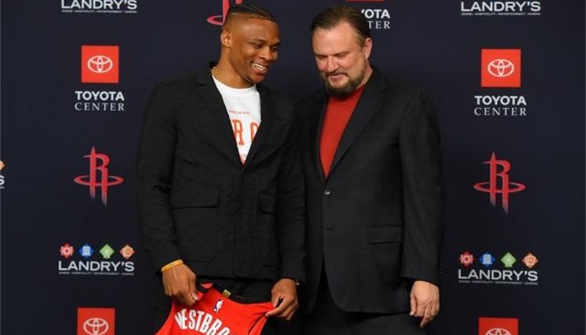 难打硬仗？枪手对阵英超前八有5场丢分，12月末再战维拉（硬仗成痛点？阿森纳对英超前八已5场失分，年底将再战维拉）