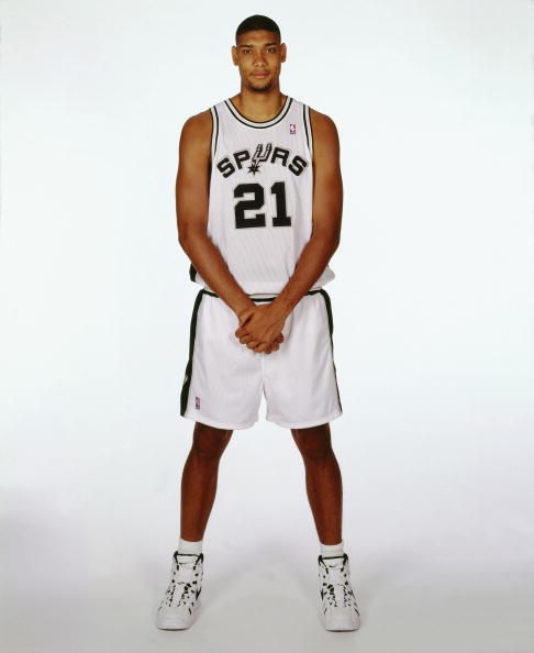 体坛：国安足协杯夺冠靠运气+签位，中超要夺冠似乎遥不可及（体坛解析：国安足协杯捧杯多赖签运，中超问鼎前景渺茫）