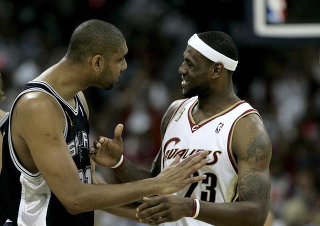 篮球NBA球员合约更新信息公开（NBA球员合同最新动态公布）