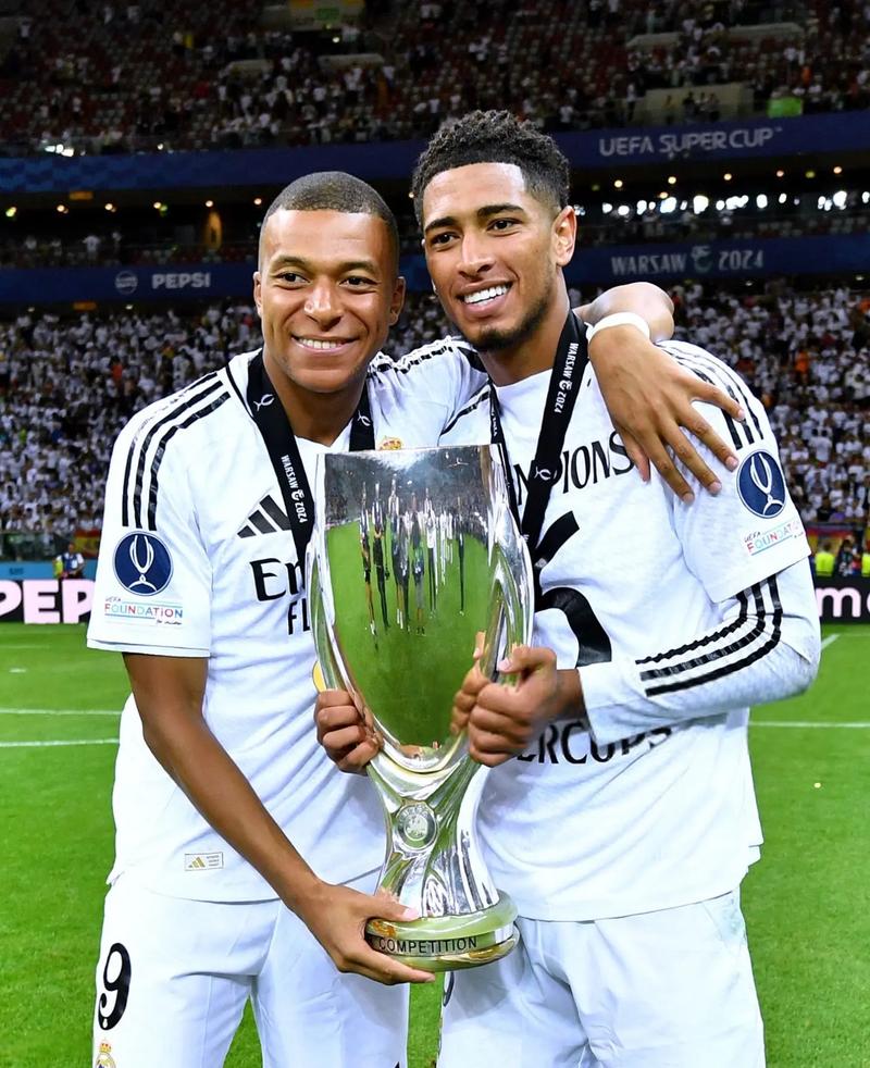 明日开拓者战雷霆：克林根、罗威出战成疑，杨瀚森有望登场？（开拓者明日迎战雷霆：克林根、罗威成疑，杨瀚森有望亮相？）