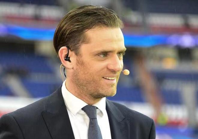 媒体人：某直播平台获得新赛季CBA版权，将直播部分场次（媒体人士称某直播平台已拿下新季CBA版权 将直播部分比赛场次）