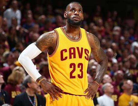 喜欢被叫“康拉迪尼奥”还是“莱默森”？莱默尔：齐达内（偏爱＂康拉迪尼奥＂还是＂莱默森＂？ 莱默尔调侃： 不如叫我＂齐达内）